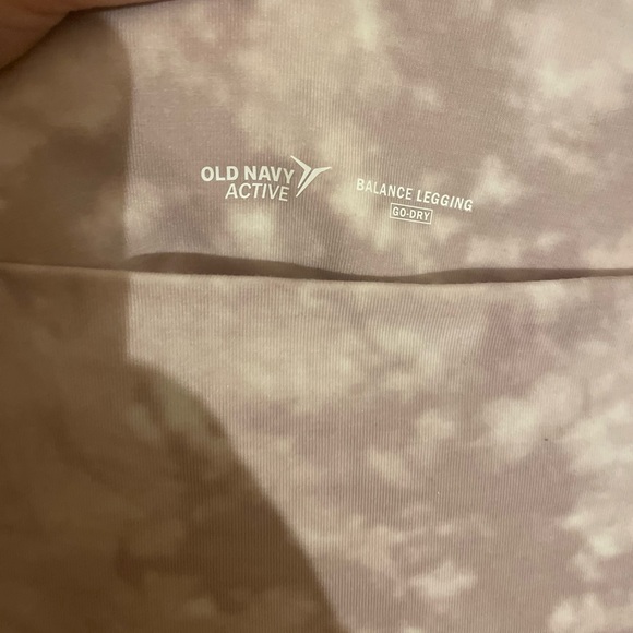 OLD NAVY 3x Pink Marble Leggings w/ Ankle Cut-Outs - Picture 2 of 4